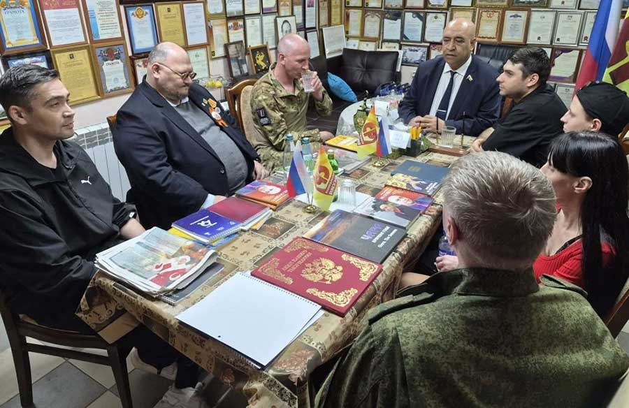 Ханоглан Алиев поздравил участников специальной военной операции с Днем Победы image 6